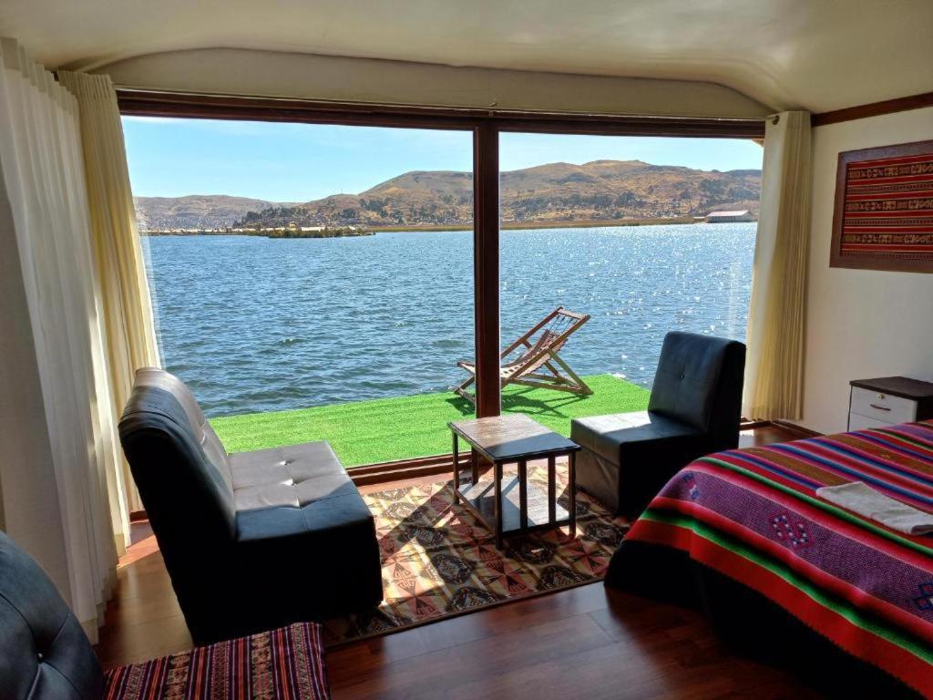 Uros Aruma-Uro On Uros Floating Islands Hotel Puno Exterior foto