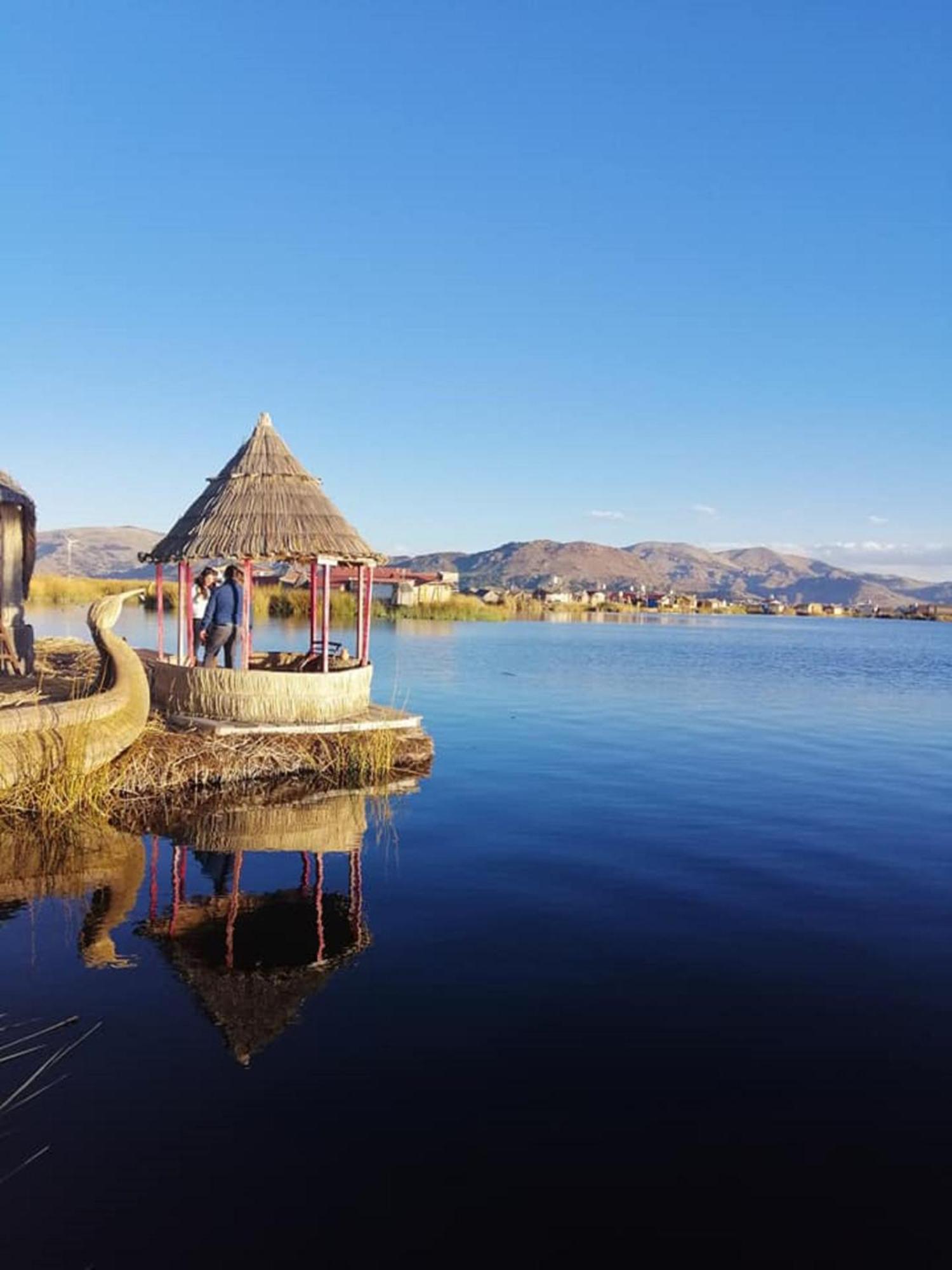 Uros Aruma-Uro On Uros Floating Islands Hotel Puno Exterior foto